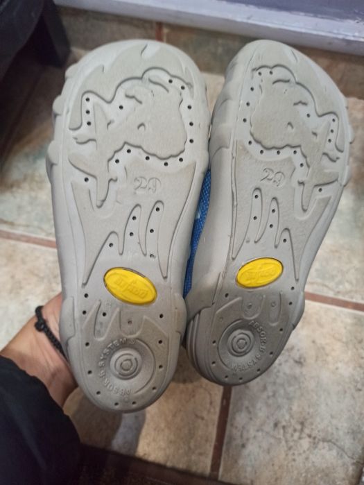 2 чифта Детски пантофи 29н.