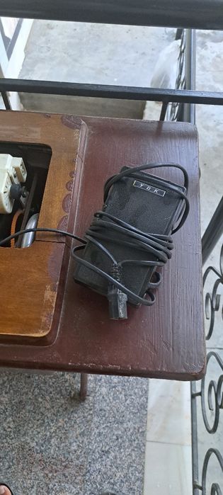 Швейная машинка б/у