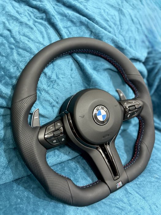 Volan BMW M Tesit nou cu padele si piele