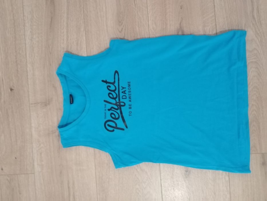 Тениски за момче 134-140 см.