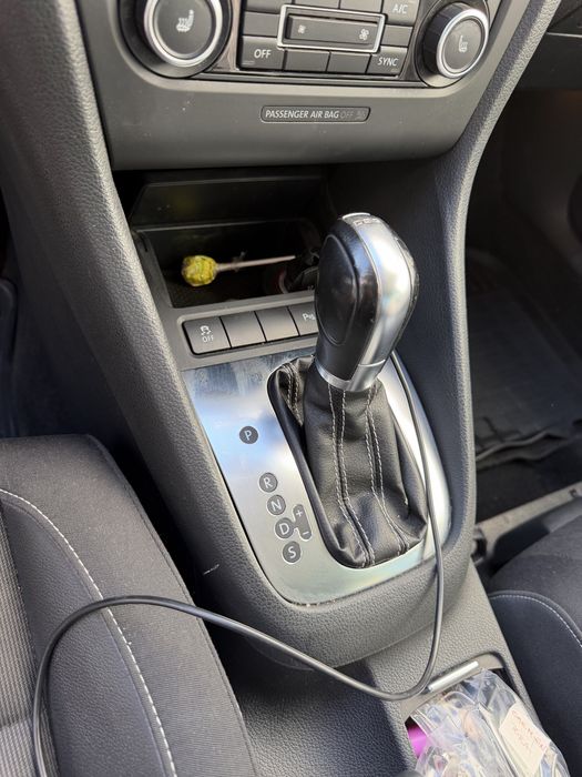 VW Golf 1.6 Match Edition, cutie automata