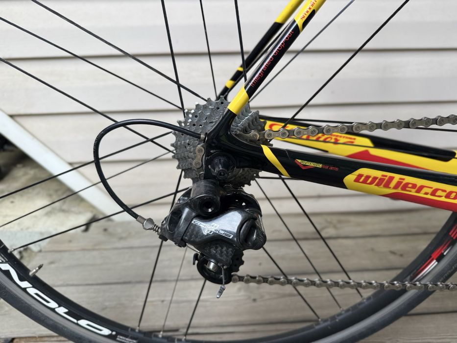 Карбонов шосеен велосипед Wilier GTR SL