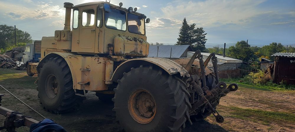 Продам кировец К700