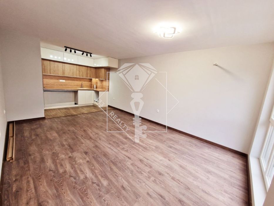 Продава се Двустаен апартамент в Пловдив, Остромила - 72 кв.м за 1695 €/кв.м - Снимка #1