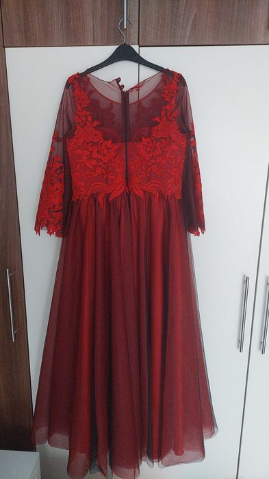 Vand rochie de nasa