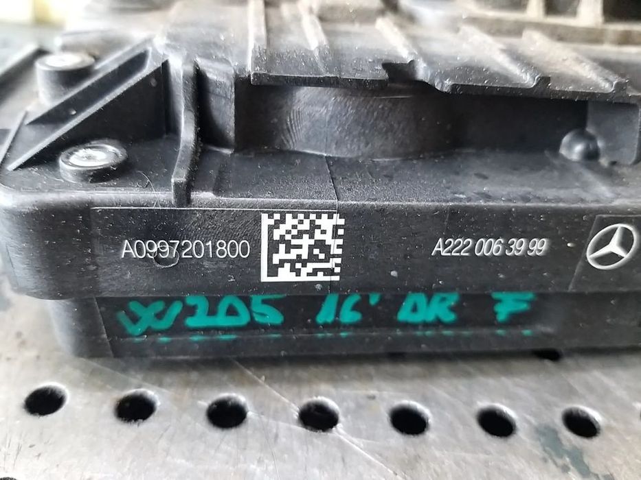 Broasca usa dreapta fata mercedes c class w205 a0997201800 a2220063999