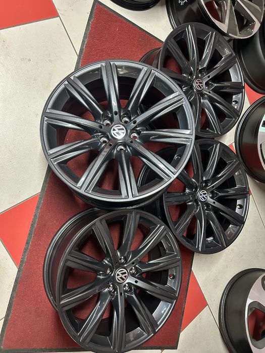 18 цола 5х112 VW Passat Tiguan Audi A4 A5 A6 Q5  Skoda