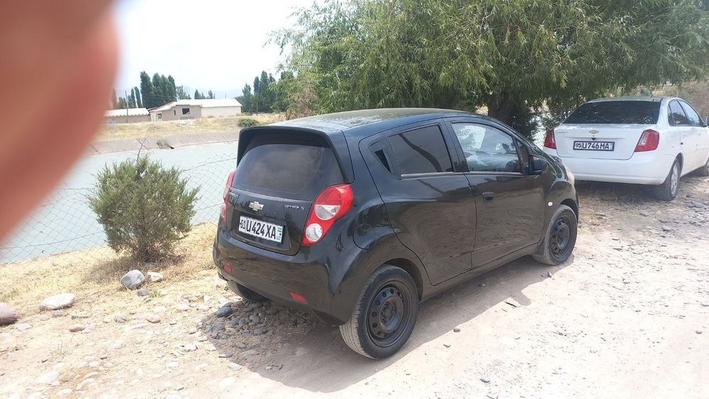 Spark sotiladi kraska et betda bor