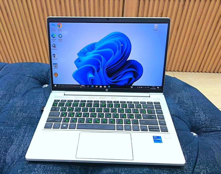 Hp core i5 11-avlod  8/256 SSD IPS Ekran