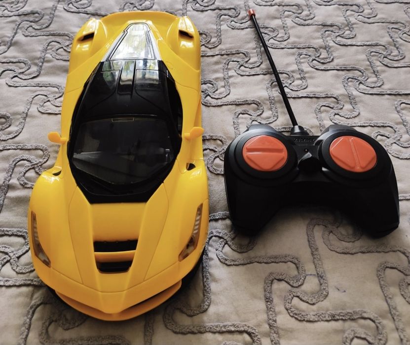 Продаётся Машина на пульте ламбарджини. В отличном состоянии.