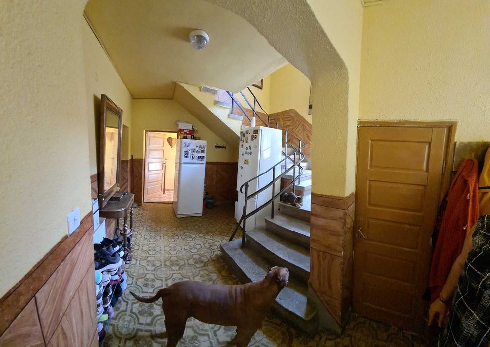 Casă de vanzare cu Teren de 430 mp – Direct de la Proprietar – Zona Ultracentrală