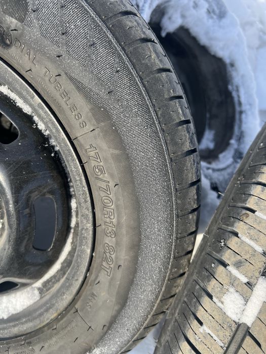 Продам комплект резины в сборе