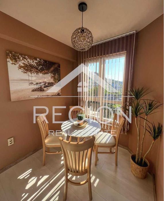 Дава се под наем Двустаен апартамент в Варна, Бриз - 60 кв.м за 561 € - Снимка #3