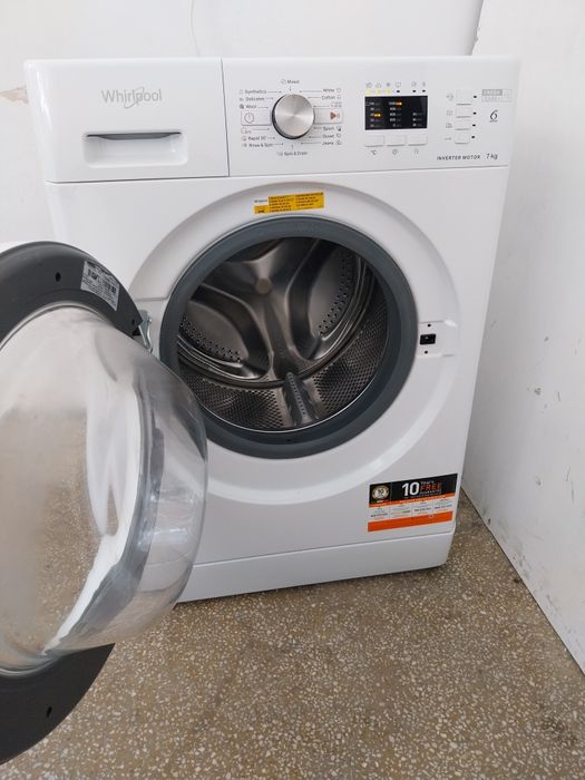 WHIRLPOOL capacitate 7kg