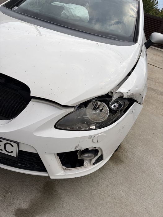 Seat Leon FR avariat