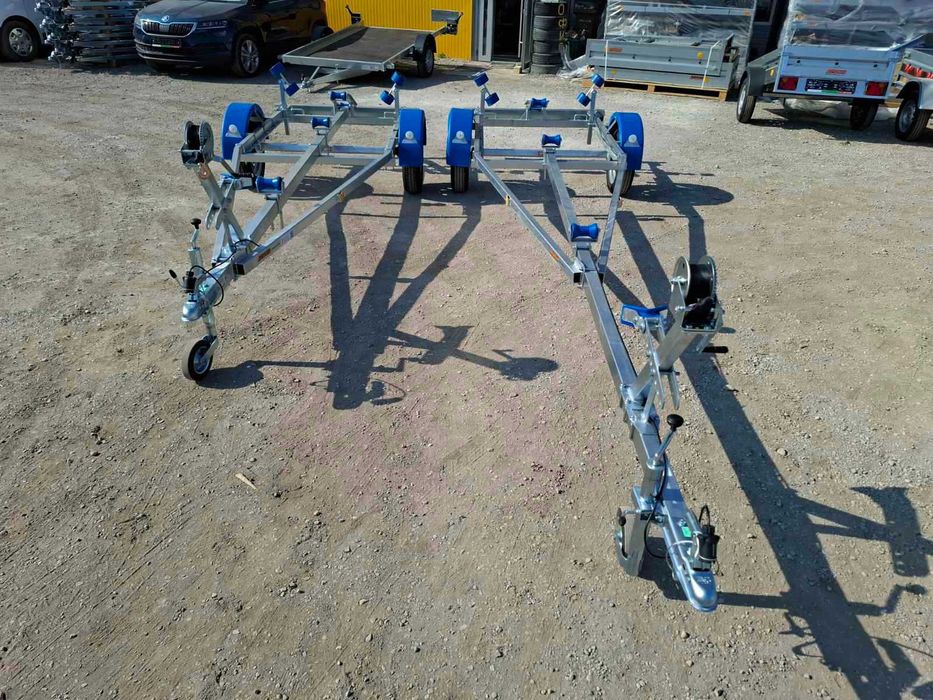 НОВ колесар за лодки до 5,2М (750КГ) Neptun N7-17 NAVY