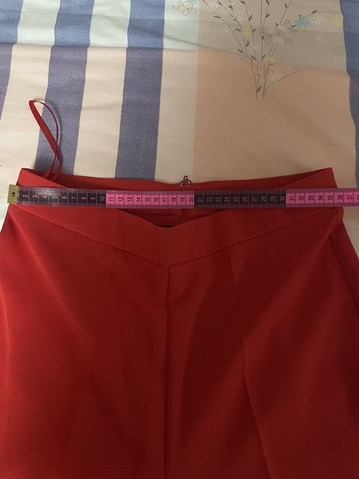 Costum dama nou cu eticheta