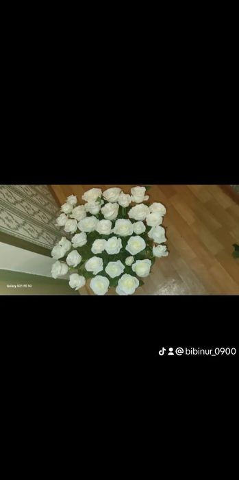 Гүл сатылады бағасы:10.000