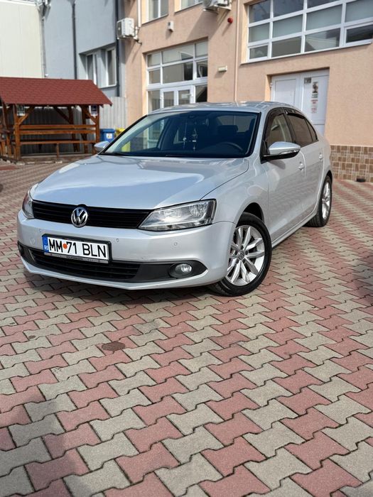 VW JETTA, an 2013 / 1.6 TDI / 240000 KM / AUTOMAT