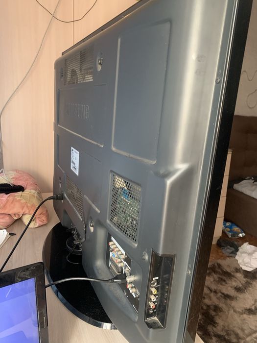 Продам телевизор плазменый samsung