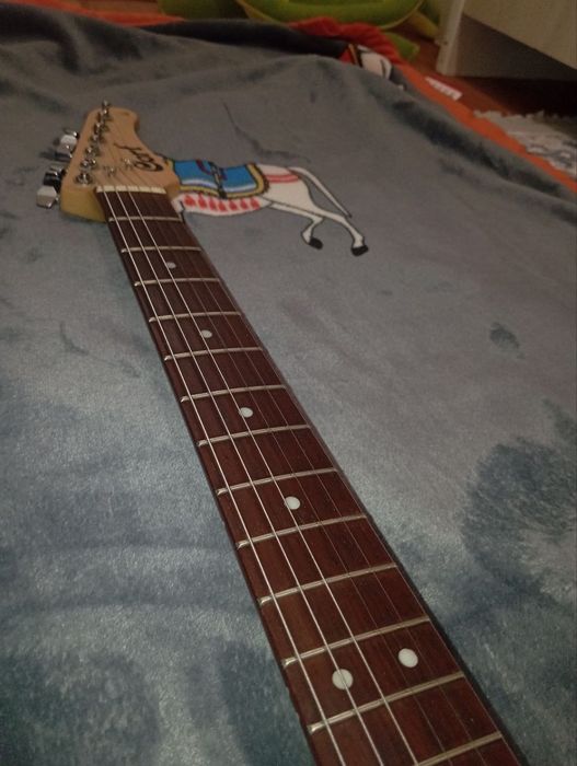 Продам электрогитару Cort G110 OPBK