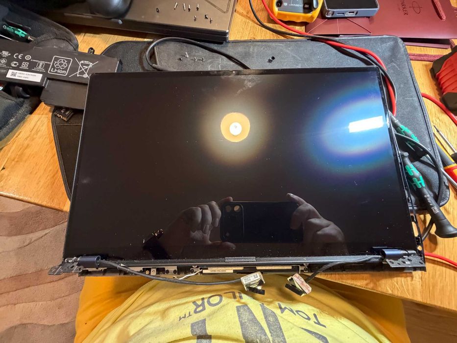 Продавам лаптоп ASUS UX534F за части / на части