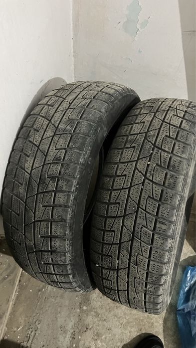 Продам зимные шины размер 215/60 R16