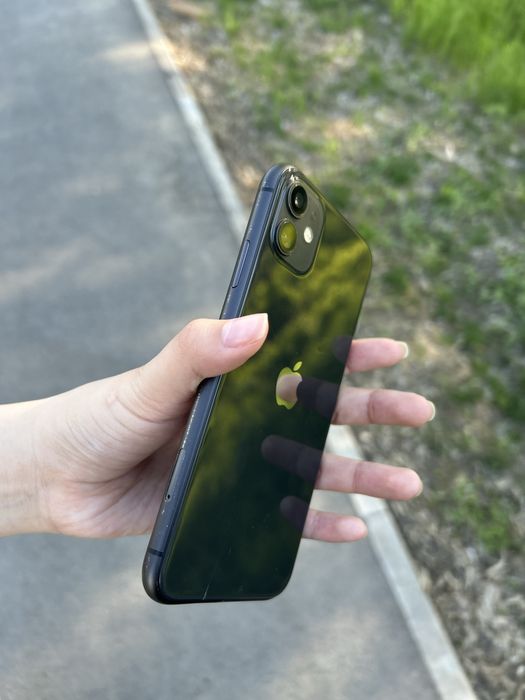iphone 11, 80% акб, 128гб. идеал состояние