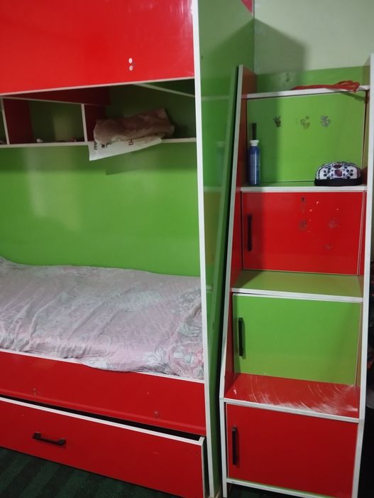 Divan kotta bollarga