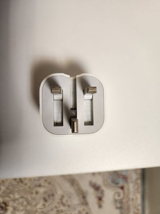 Зарядка apple 18 вт