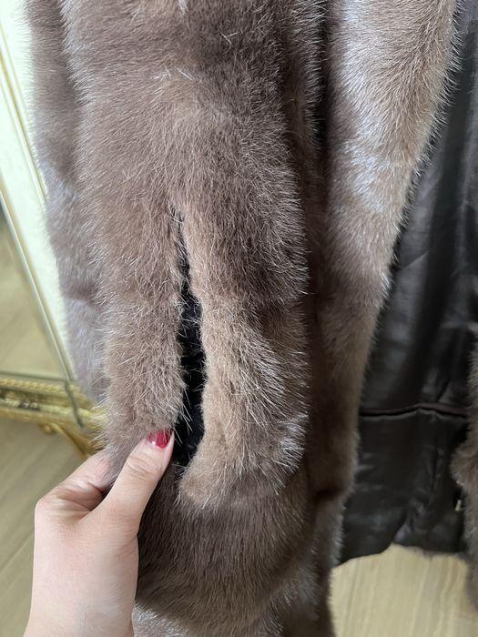 Продам норковую шубу