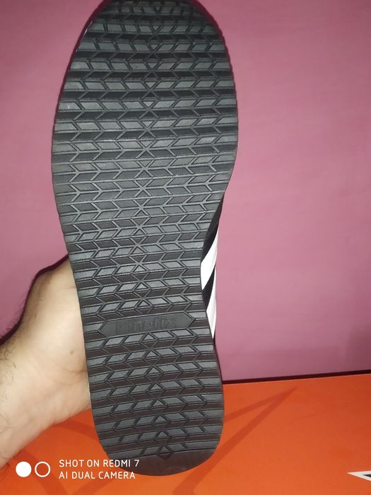 Мужские кроссовки Kinetix производство Турция 43 размер