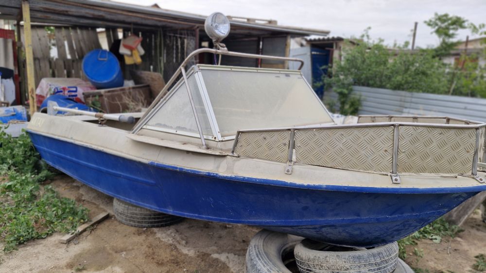 Продается моторная лодка Крым