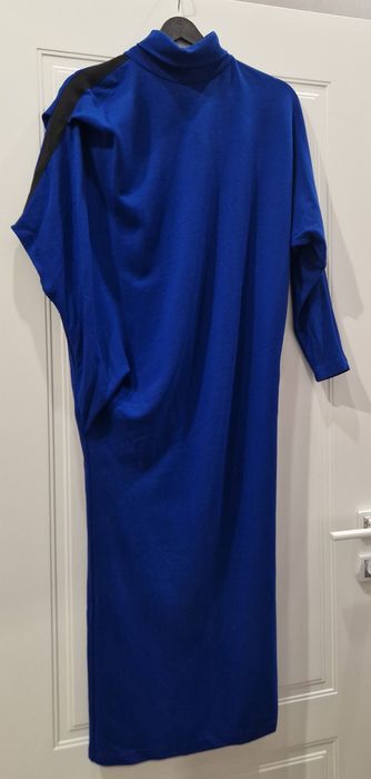 Платье-футляр. Эффектное