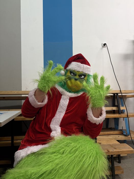 Продаю аниматорские костьюмы