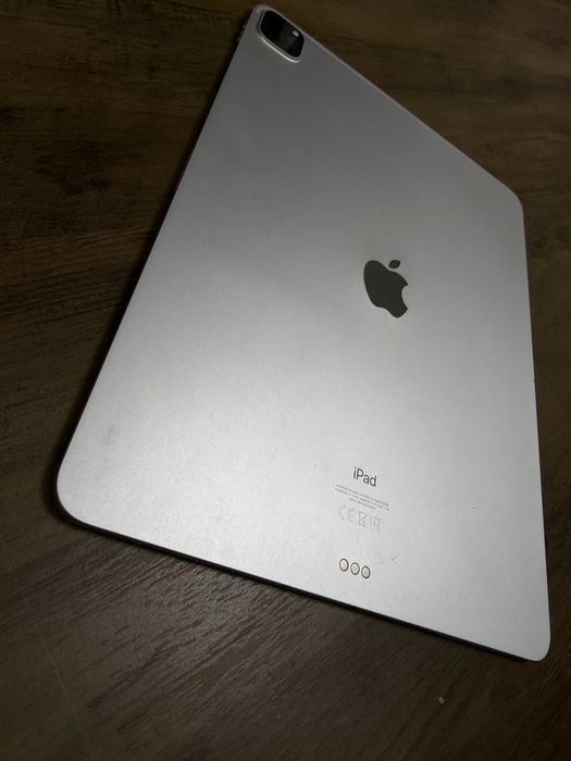 Ipad Pro 2023 , 12,9 inch , 1TB , Impecabila ,97% baterie .