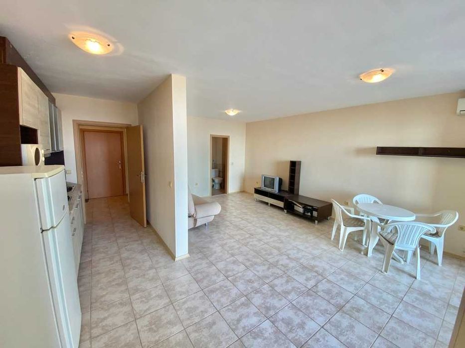 Продава се Двустаен апартамент в к.к. Слънчев бряг - 75 кв.м за 1760 €/кв.м - Снимка #4