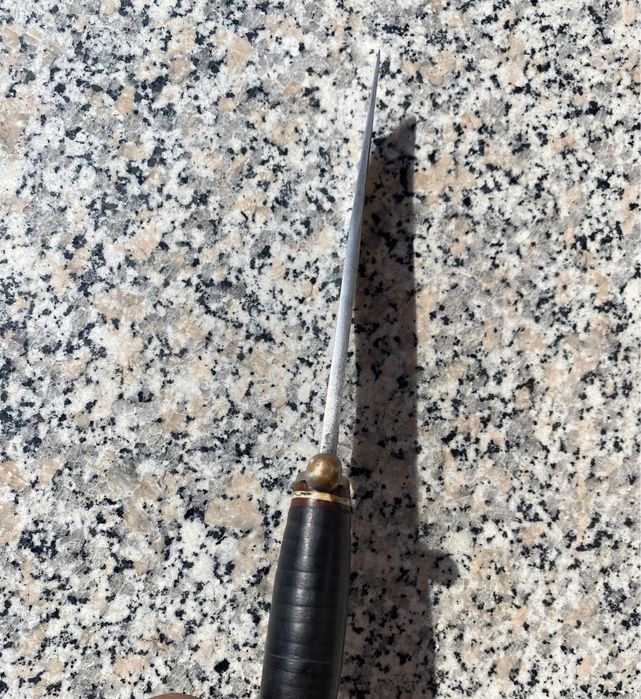 Cutit vanatoare Francez  Tarry Levigne  foarte vechi