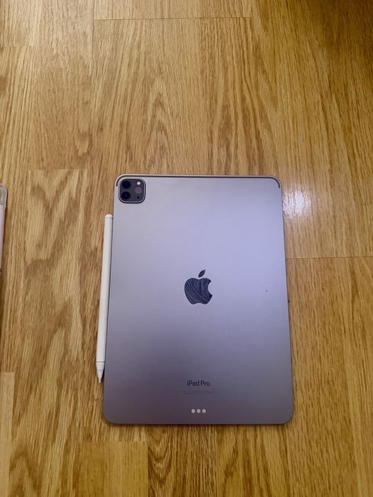 iPad Pro 11” (2022) M2 128GB + Apple Pencil + Husă | Ca nou