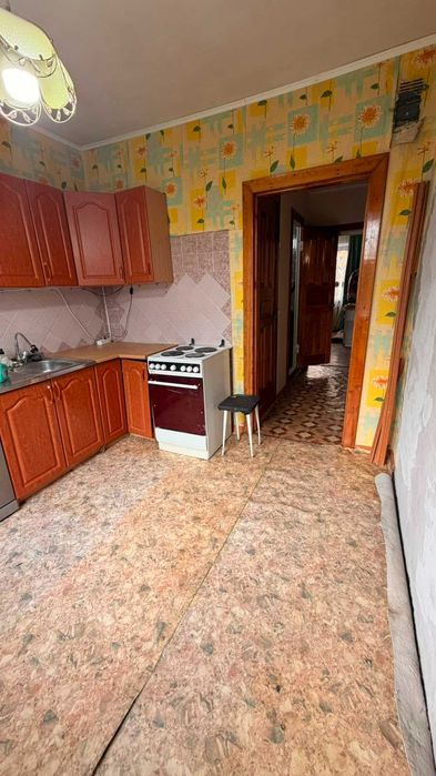 Продам 3 комн на Степном