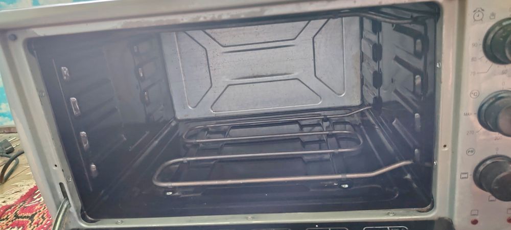 Электрическая духовая печь