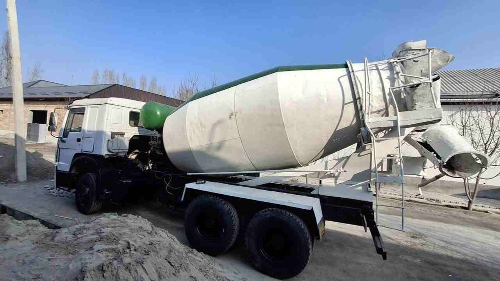 HOWO МИКСЕР юк машинаси сотилади 
Йили 2016 
Балонлар 100 % 10 дона ян