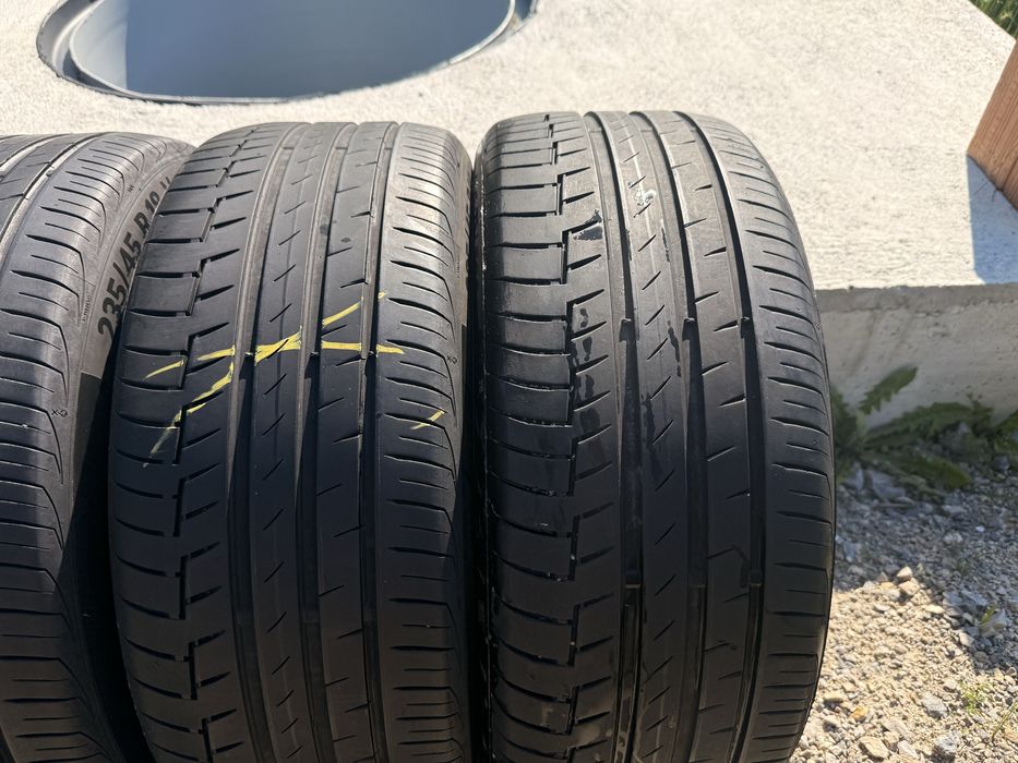 Летни гуми 235/45/18 ДОТ:20 CONTINENTAL