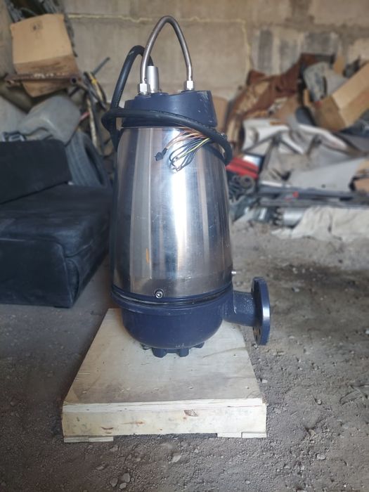 Продам погружной насос  Grundfus.