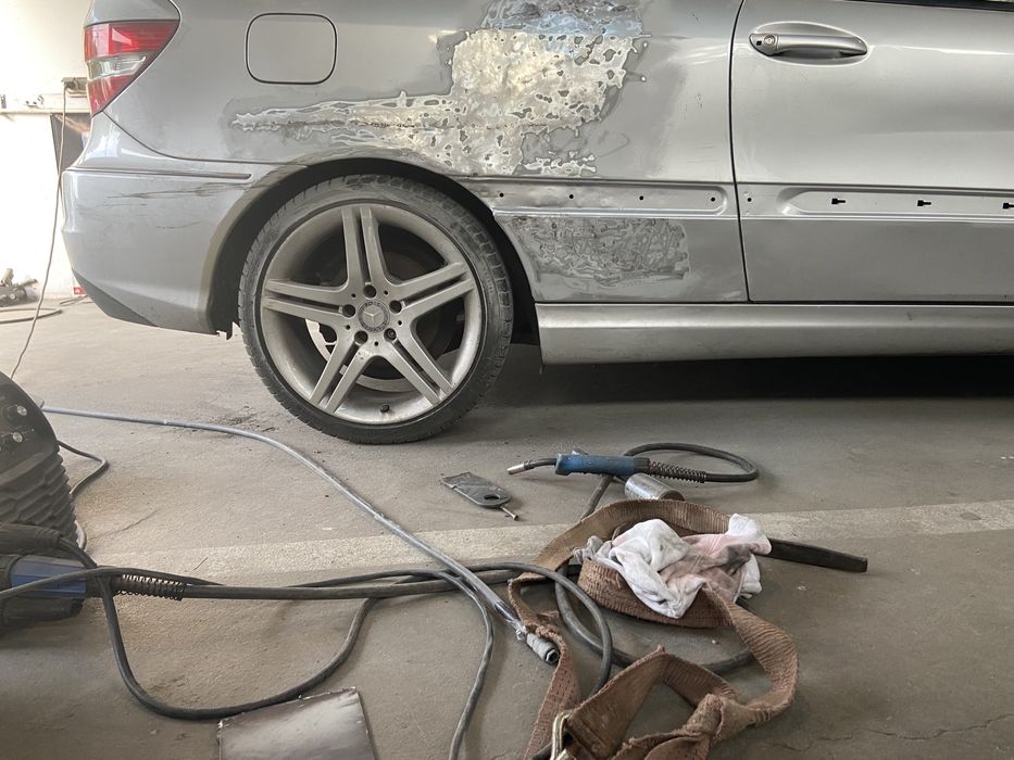Vopsitorie tinichigerie auto