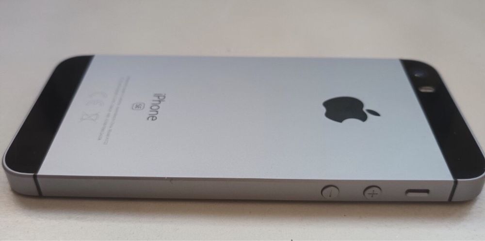 iphone 5se ..32 gb