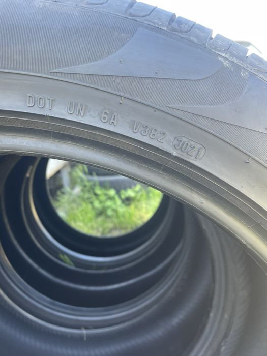 255/45/20/Pirelli scorpion