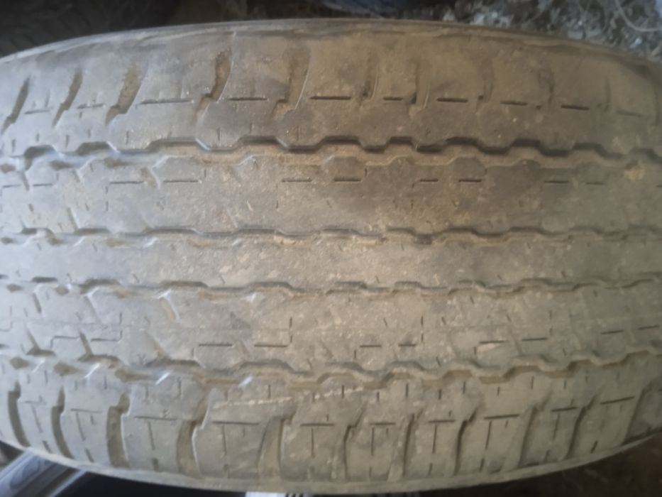 Продам бу покрышки Dunlop 285/60/18 в хорошем состоянии