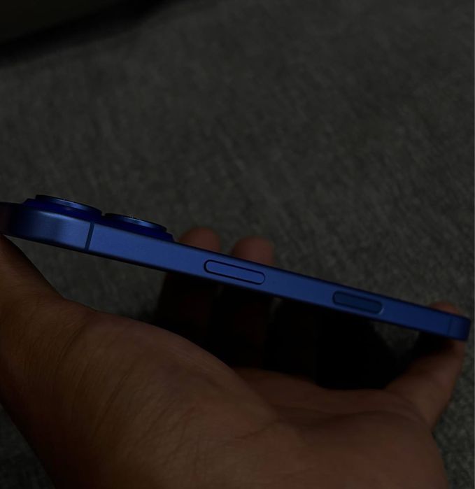 Продам iphone 16