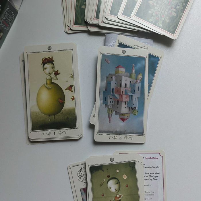 Nicoletta Ceccoli Tarot и Mystic dreamer tarot